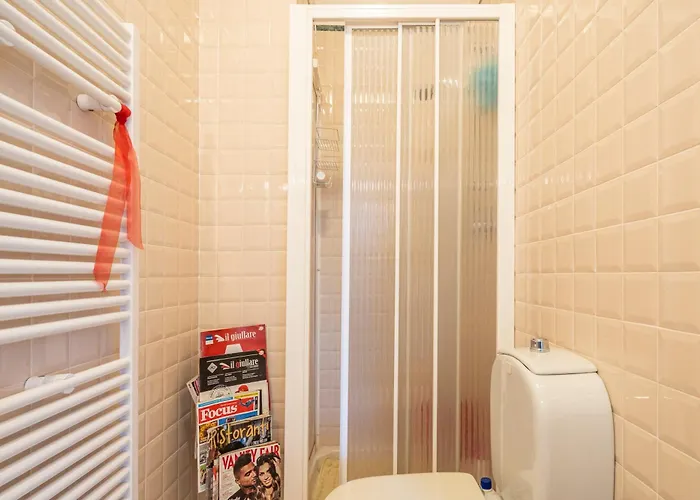 Attico Marino מרינה די פיאטרסנטה