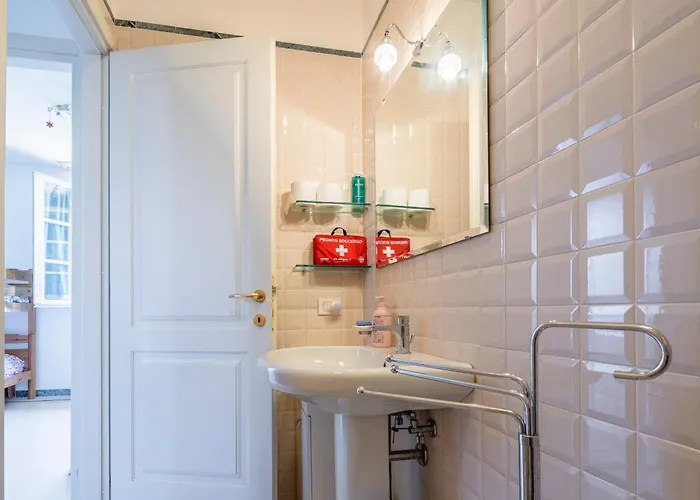 Attico Marino דירה מרינה די פיאטרסנטה