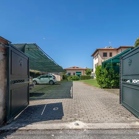 Apartman Attico Marino