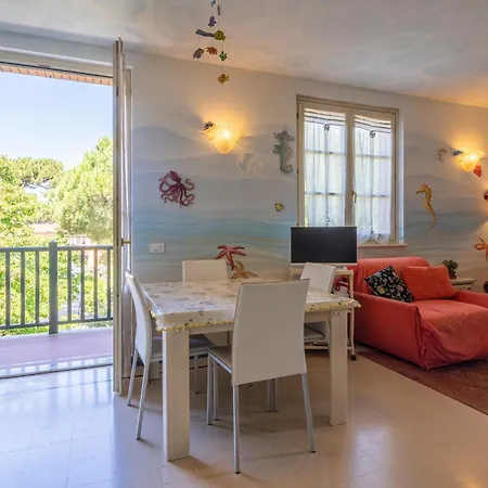 Attico Marino アパート マリーナ・ディ・ピエトラサンタ